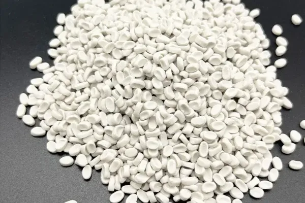 How Does Masterbatch Work in Plastic Processing